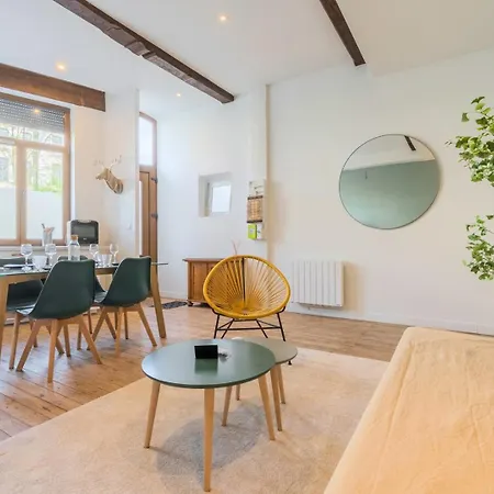 Apartment In The Heart Of Old *